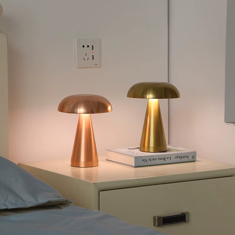 Boulder Mushroom Lamp 